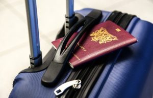 54e7d6404a54a414ea898675c6203f78083edbe25a53724b772d7f_640_business-trip