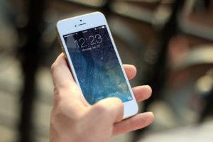 iphone-410324_1280 (1)