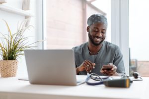 5 Birthday Gift Ideas for Someone Who Works in the Health Industry