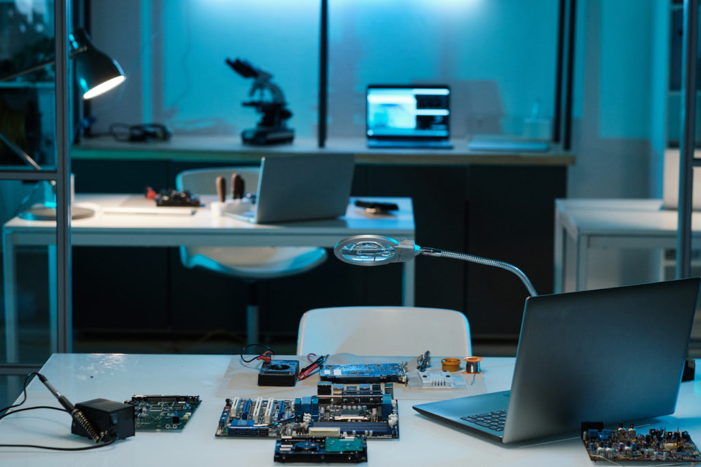 Managed Services vs Professional Services – What’s Best For Your Business?