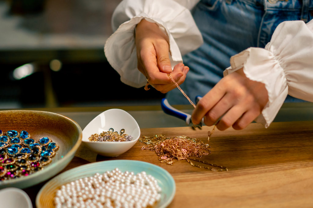 Designing Memories: The Significance of Custom Jewelry
