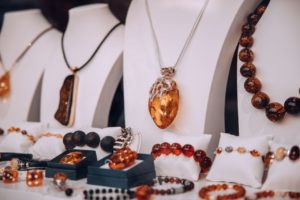 From Vintage Finds to Modern Designs: The Evolution of Jewelry