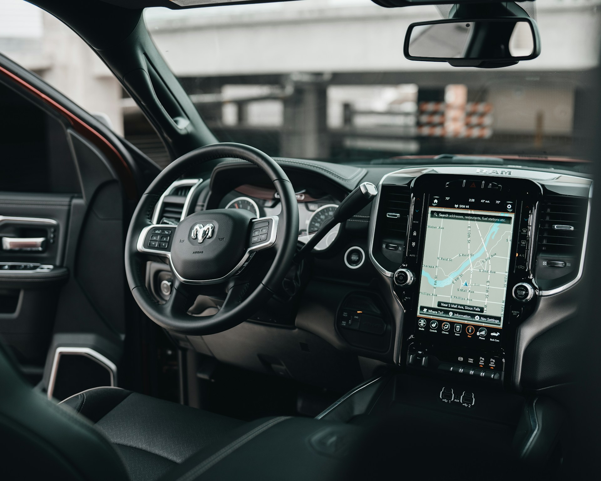 8 Questions to Ask Yourself When Deciding Which Car to Buy
