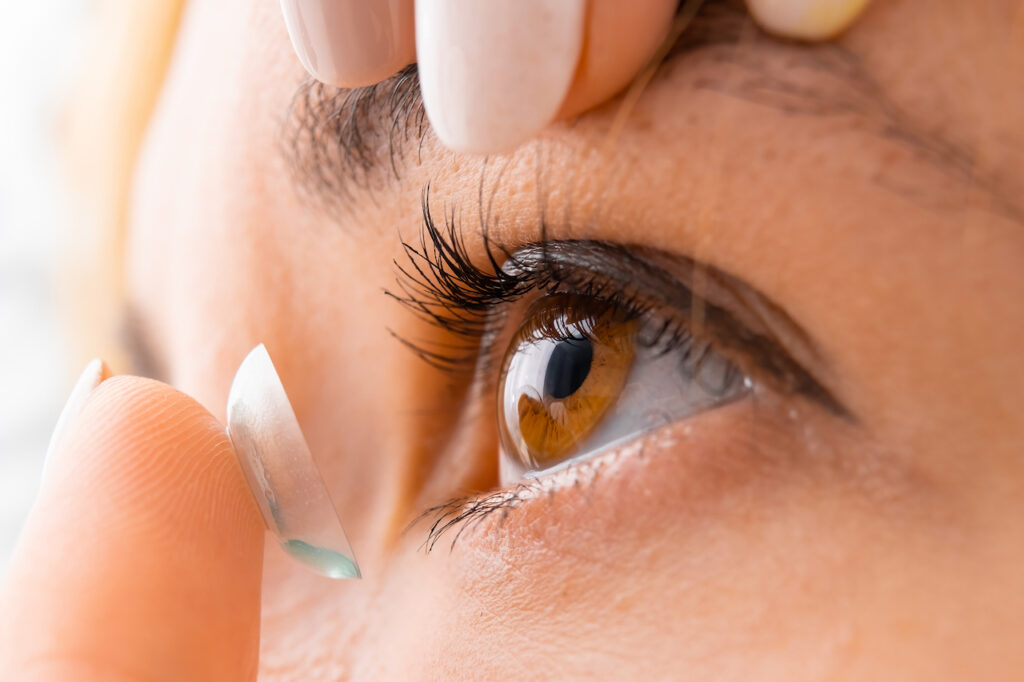 7 Eye Safety Tips for Contact Lens Wearers