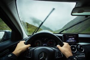 vehicle-2588154_1280