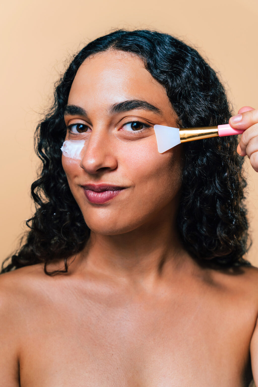 What to Look for in an Anti-Aging Mask