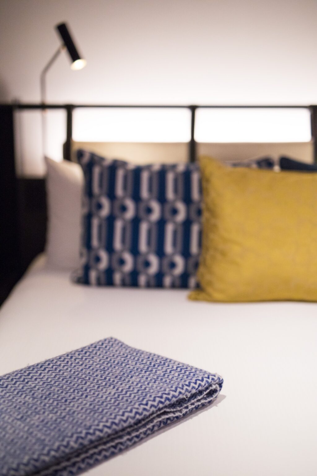 How to Choose a Mattress for Couples: Sleep Solutions for Two
