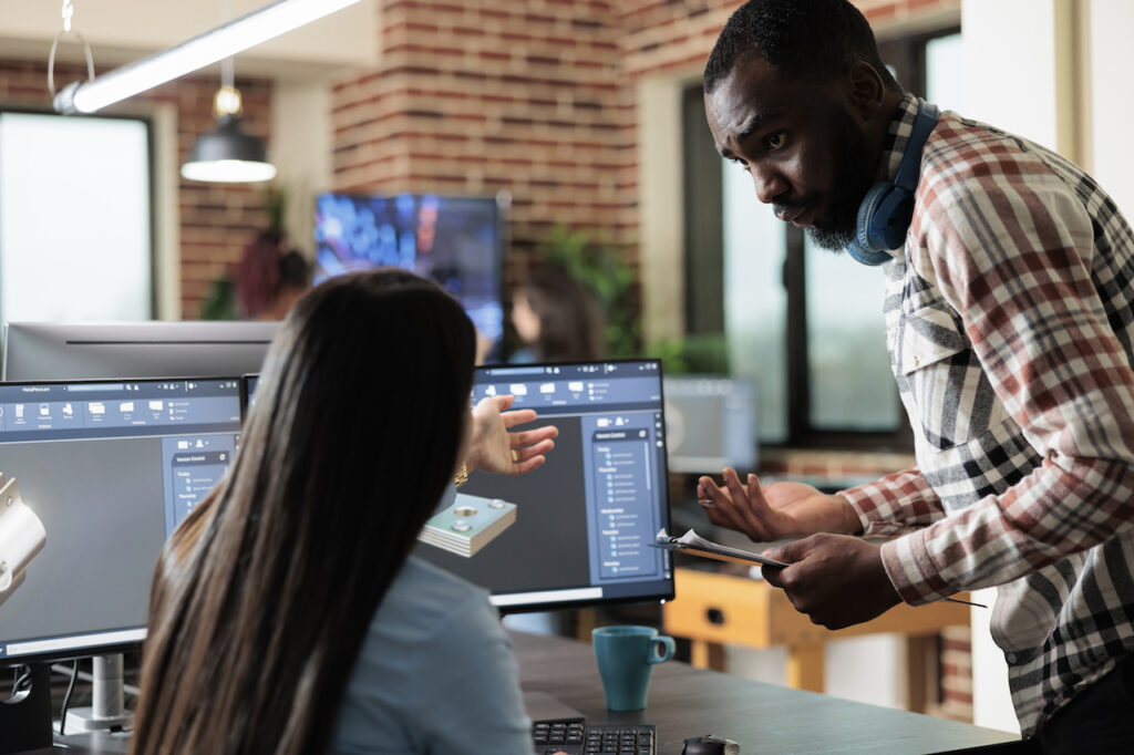 5 Benefits of Implementing Mobile Device Management in Your Organization