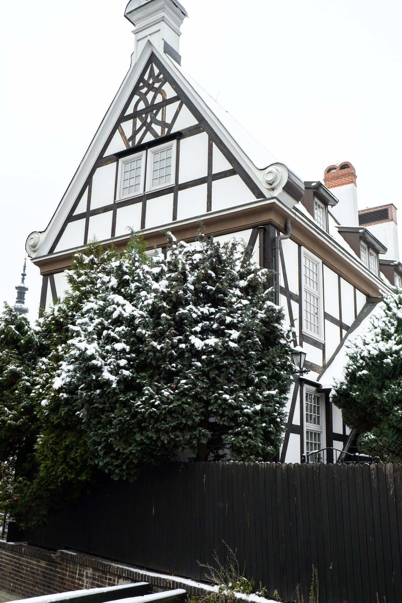 Preparing for Winter: The Benefits of Professional Heating Services