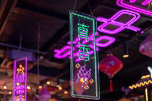 5 Types of Custom Signs Every St. Louis Business Needs